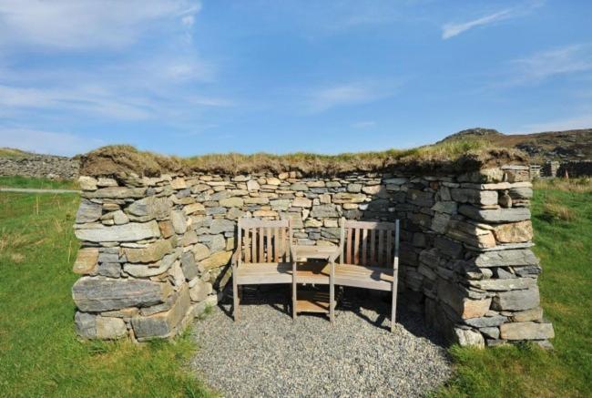 Tigh Bhisa Blackhouse Tolsta Chaolais Exterior foto